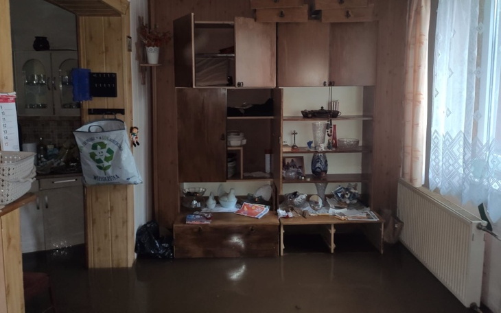 Zbiórka Remont domu babci POWÓDŹ - zdjęcie główne