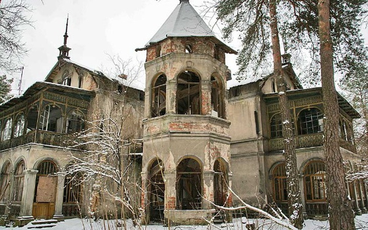 Zbiórka Zakup i renowacja starej willi - zdjęcie główne