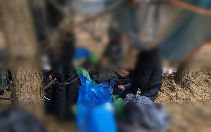 Zbiórka Odzież zimowa dla Uchodźców. - zdjęcie główne