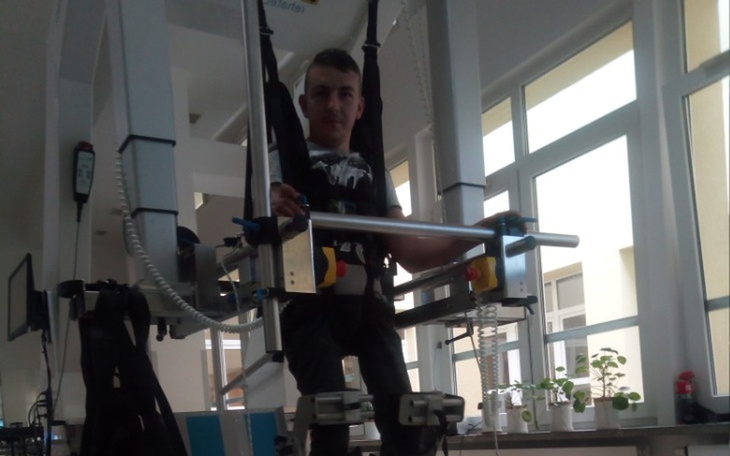 Zbiórka Zbiórka na rehabilitację Piotrka - zdjęcie główne