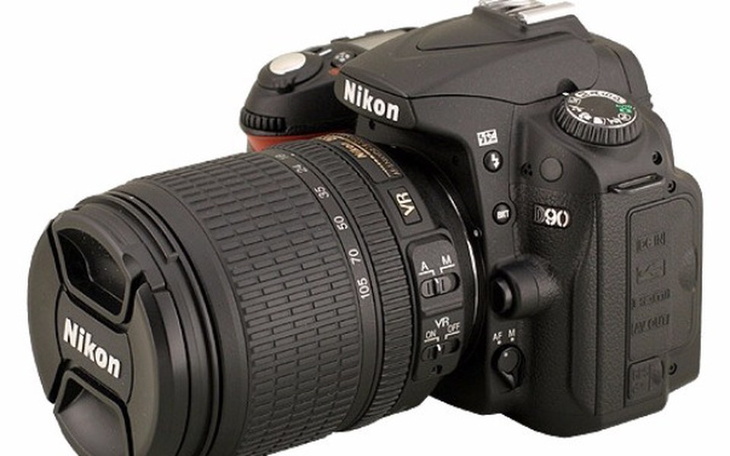 Zbiórka Używany aparat Nikon D90 - zdjęcie główne