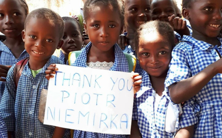 Zbiórka Razem otwórzmy drogę do edukacji - zdjęcie główne