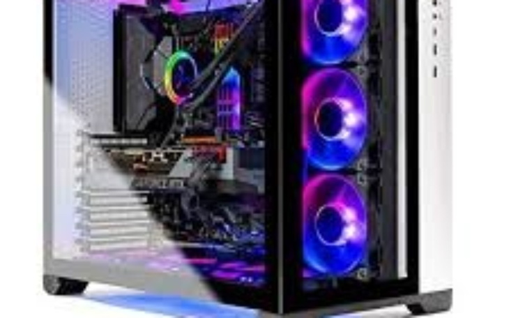 Nowoczesny komputer z podświetleniem RGB.
