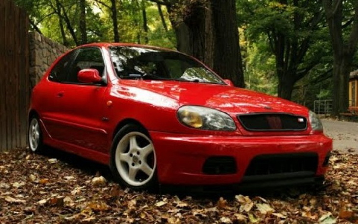 Zbiórka Zbiórka na PlastiDip Czerwony Ma - zdjęcie główne