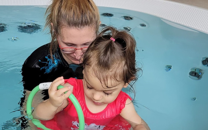 Zbiórka Rehabilitacja dla małej Kiry - zdjęcie główne