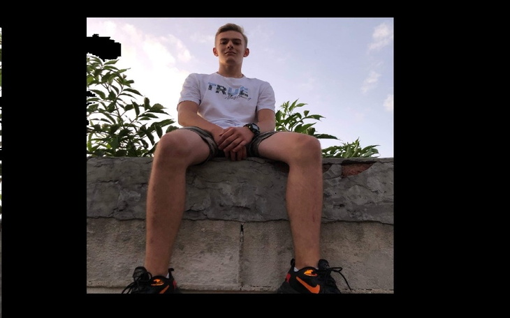 Zbiórka mikrofon dla goka - zdjęcie główne