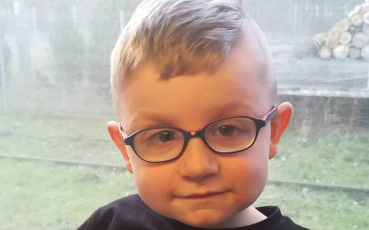 Zbiórka Operacja oczka dla Szymka - zdjęcie główne