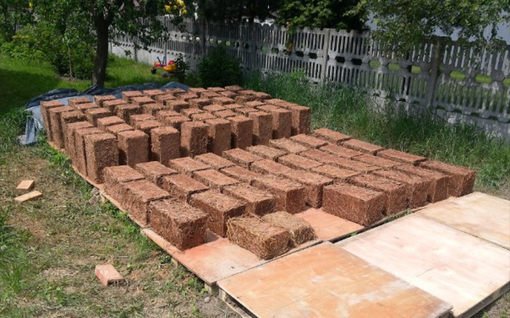 Zbiórka Zbiórka na dom z gliny lekkiej - zdjęcie główne