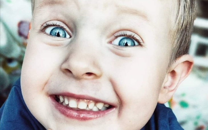 Zbiórka Heniu razem WYGRAMY tę wojnę - zdjęcie główne