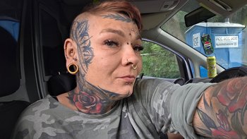 Zbiórka Na tatuaże, dredy i kolczyki - miniaturka zdjęcia