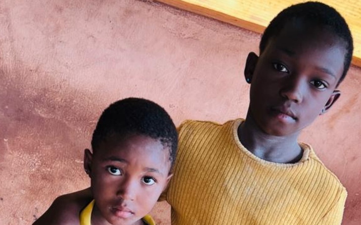 Zbiórka Estera i Angela dziec z Nigerii - zdjęcie główne