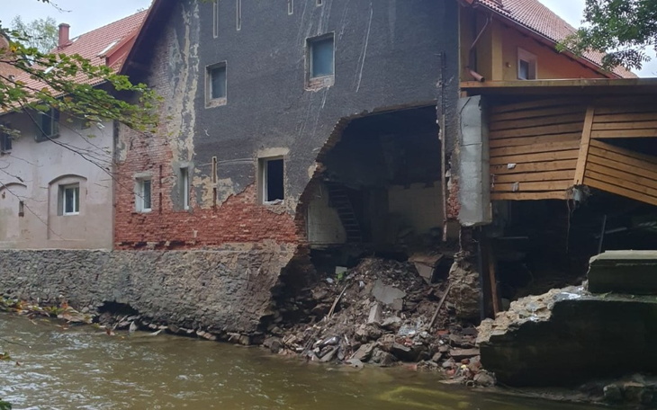 Zbiórka Pomoc na odbudowę domu Stójków - zdjęcie główne