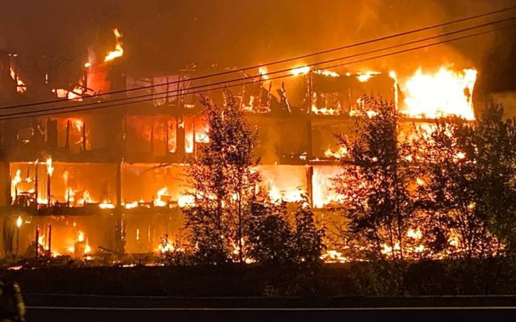 Zbiórka Powstanie na nogi po pożarze - zdjęcie główne