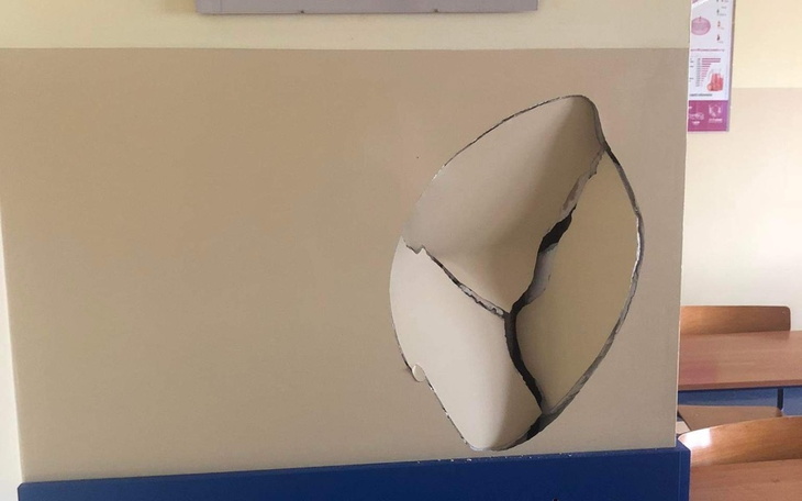 Zbiórka Naprawa ściany w szkole XD - zdjęcie główne