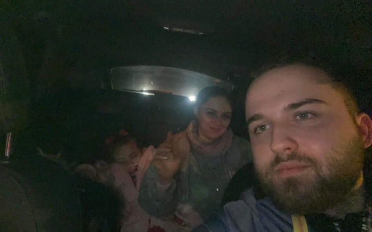 Zbiórka Paliwo na przewóz osób z granicy - zdjęcie główne