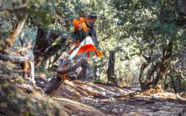 Zbiórka Na motor 50cc - zdjęcie główne