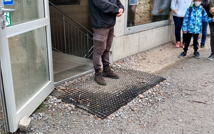 Zbiórka Na laptop na e lekcje - zdjęcie główne