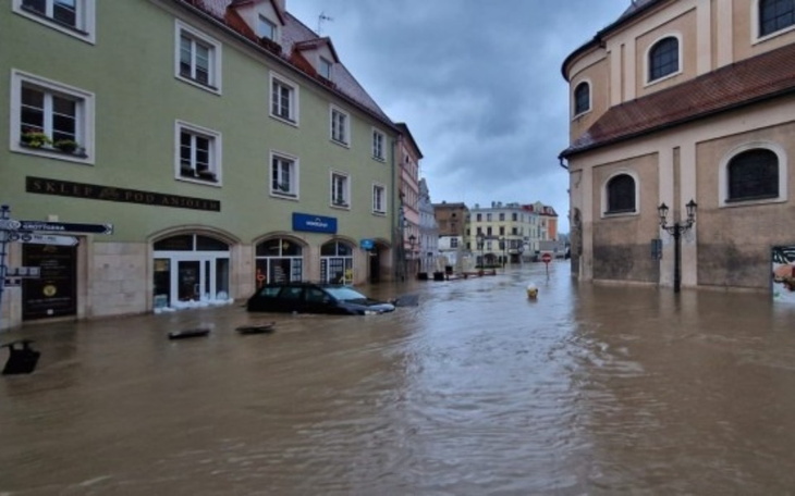 Zbiórka Podkarpacie dla Powodzian - zdjęcie główne