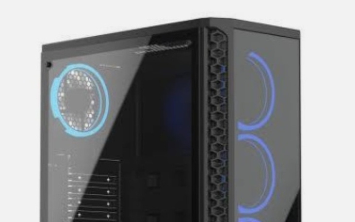 Zbiórka Komputer na 13 urodziny - zdjęcie główne