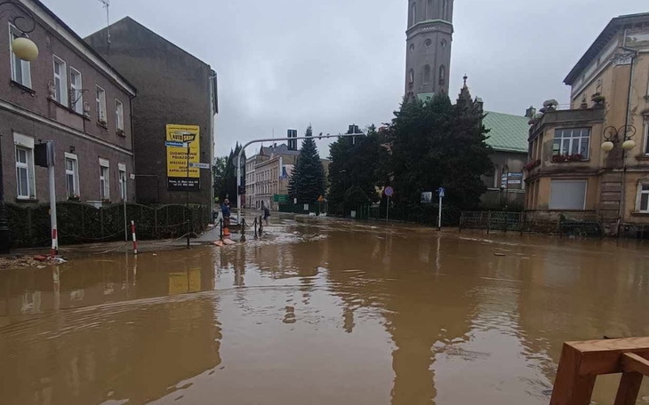Zbiórka Pomoc rodzinom z Głuchołaz - zdjęcie główne