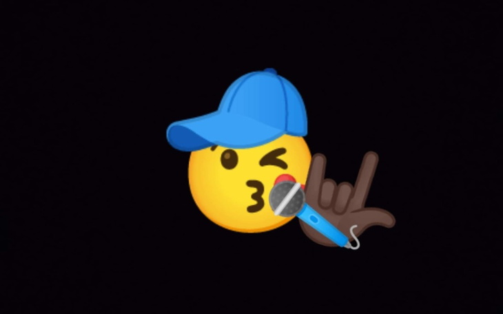 Emoji z mikrofonem i czapką, symbolizujące muzykę.