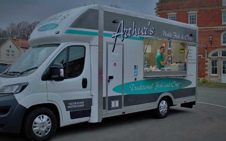 Zbiórka 1wszy mobilny fish & chips - zdjęcie główne