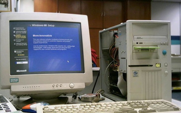 Zbiórka Komputer dla ambitnego chłopaka - zdjęcie główne