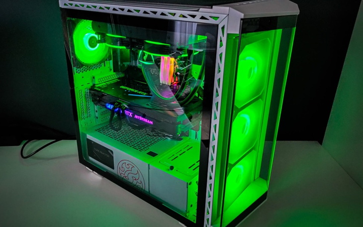 Zbiórka na nowego kompa.. - zdjęcie główne