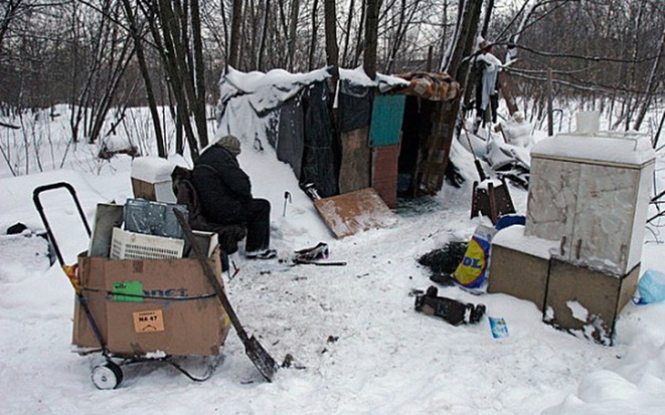 Zbiórka Pomózmy Bezdomnym Przetrwać Zimę - zdjęcie główne