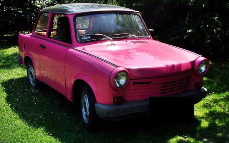 Zbiórka Na RATUNEK RÓŻOWEMU TRABANTOWI - zdjęcie główne