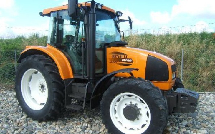 Zbiórka Nowy, używany ciągnik rolniczy:) - zdjęcie główne