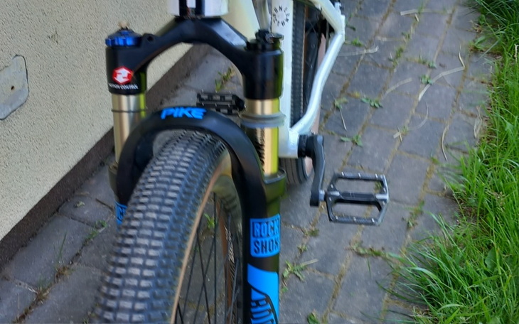 Zbiórka Zbiórka na nowy amortyzator - zdjęcie główne