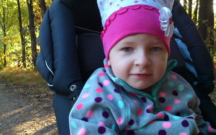 Zbiórka fotelik samochodowy dla Kamilki - zdjęcie główne