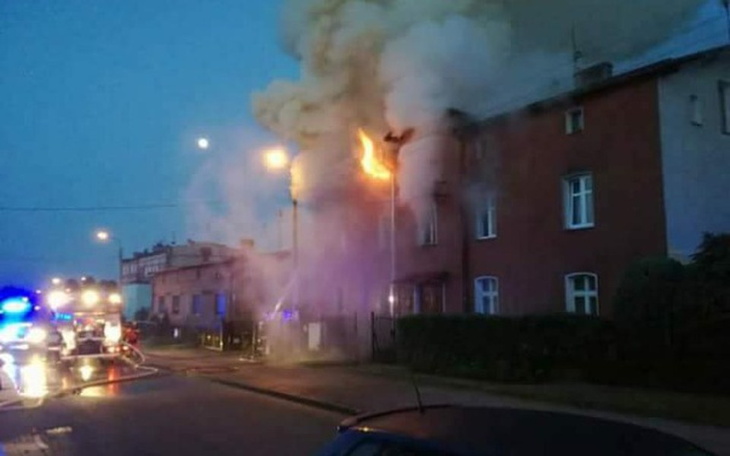 Zbiórka POŻAR Ul. CHOJNICKA 6/3 - zdjęcie główne