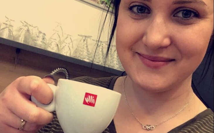 Zbiórka Na otwarcie swojej kawiarnii - zdjęcie główne