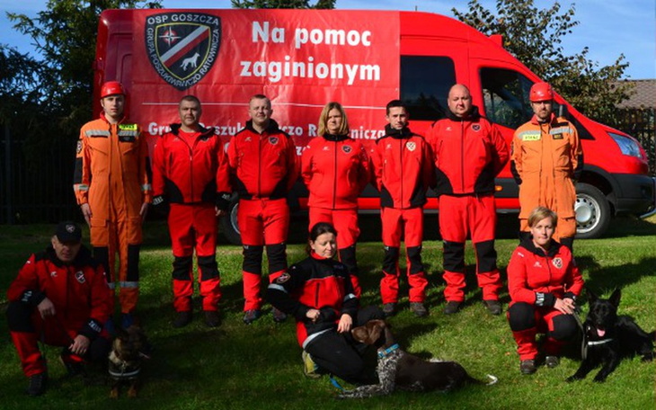 Zbiórka przyczepa dla psów ratowniczych - zdjęcie główne