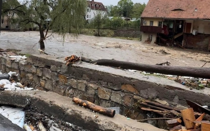 Zbiórka Pomoc dla powodzian Lewin Brzesk - zdjęcie główne