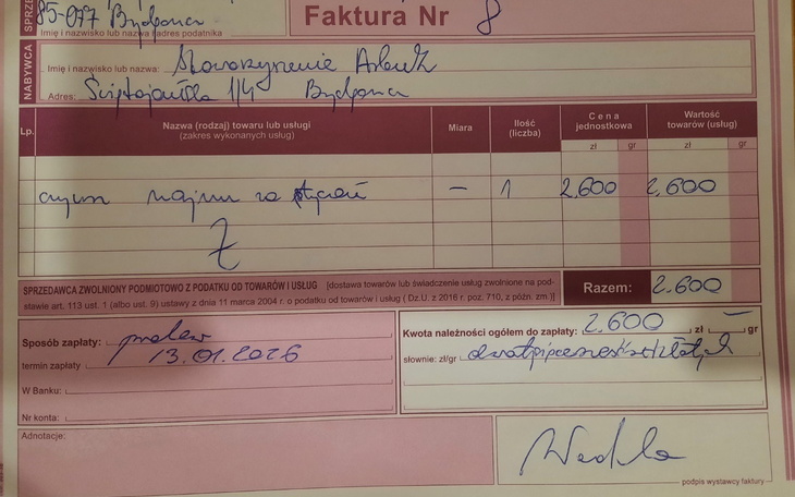 Faktura z danymi do zapłaty, datą i kwotą.