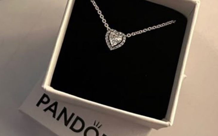 Zbiórka Na prezent dla mojej mamusi. - zdjęcie główne