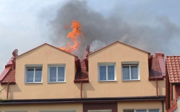 Zbiórka Odbudowie spalonego mieszkania - zdjęcie główne