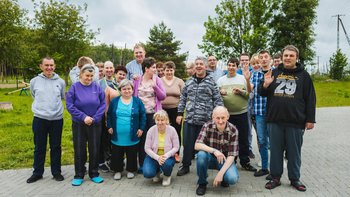 Zbiórka Pomóż osobom niepełnosprawnym dotrzeć na rehabilitację - miniaturka zdjęcia