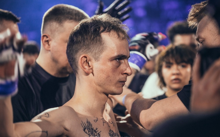 Zbiórka Czy MMA jest dla dzieci - zdjęcie główne