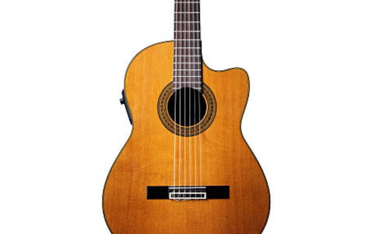 Zbiórka Zbieram na gitarę klasyczną - zdjęcie główne