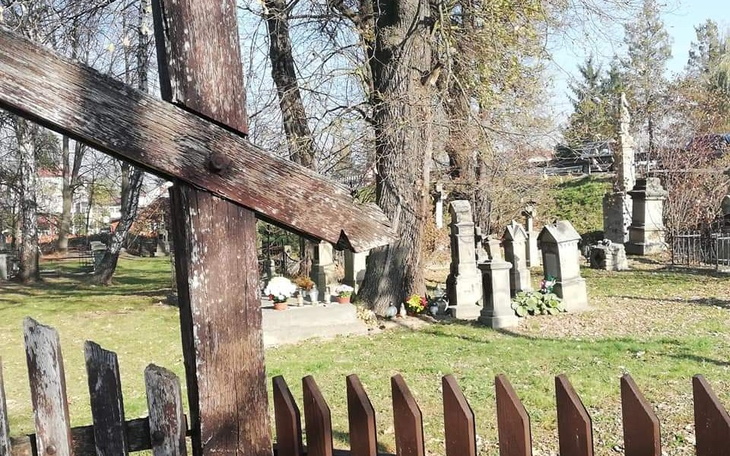 Zbiórka Stary Cmentarz w Tuchowie - zdjęcie główne
