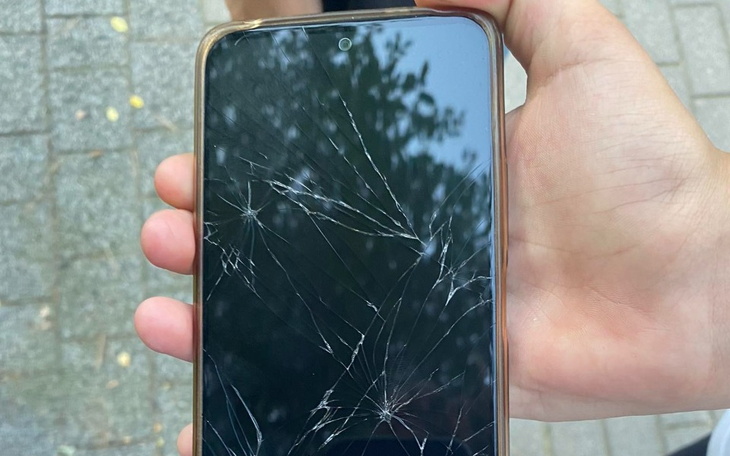 Zbiórka Na wyświetlacz do telefonu.. - zdjęcie główne