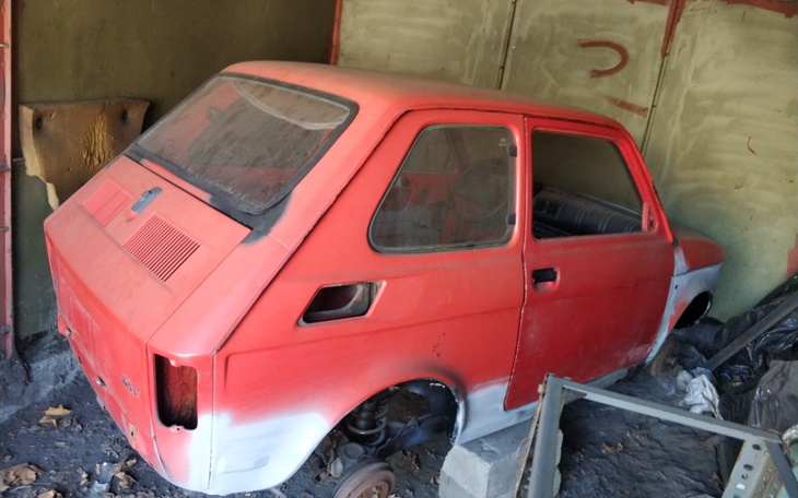 Zbiórka Maluchem w stronę słońca - zdjęcie główne