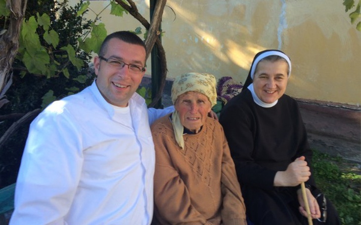 Zbiórka Kościół św. Rity, Dom seniora UA - zdjęcie główne