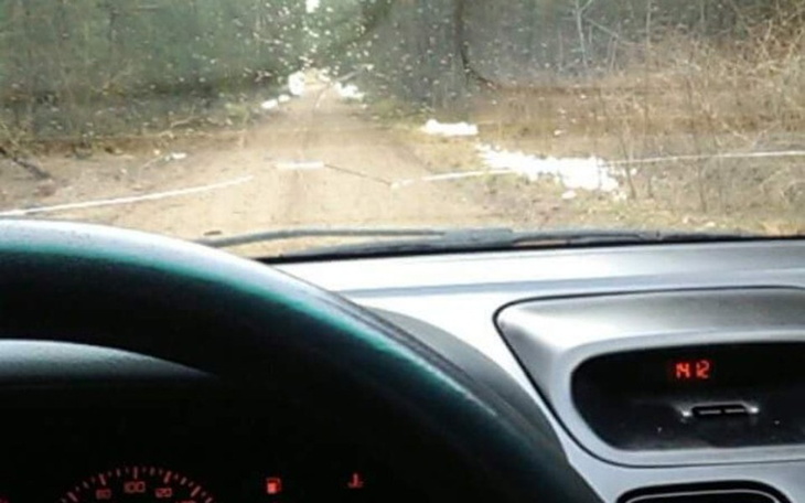 Zbiórka naprawa szyby w samochodzie - zdjęcie główne