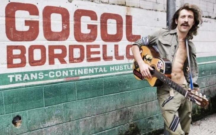 Zbiórka Zabrać mamę naGogol Bordello - zdjęcie główne