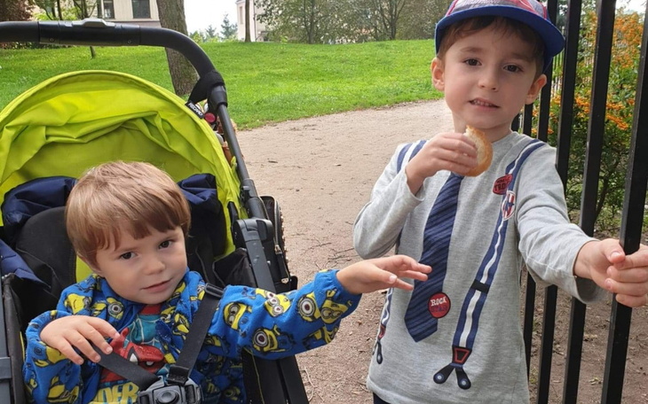 Zbiórka Na badania synów z autyzmem - zdjęcie główne